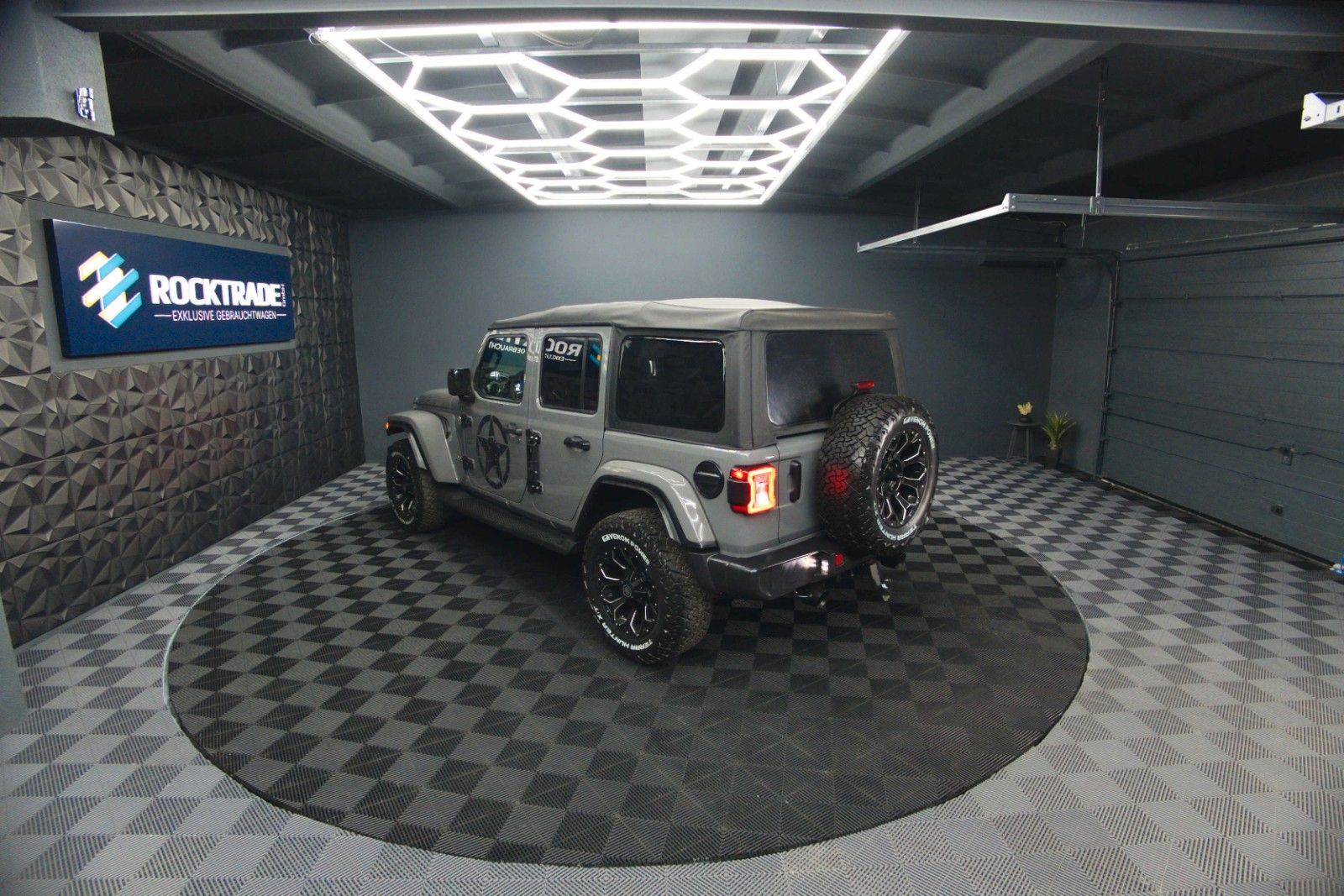 Fahrzeugabbildung Jeep Wrangler 3.6 V6 UNLIMITED SAHARA OFFROAD 4x4 LED