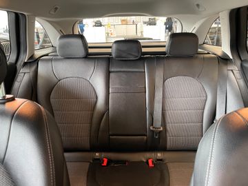 Mercedes-Benz C 180 *CARPLAY*PDC*AHK*LED*NAVI*EL.SITZE*
