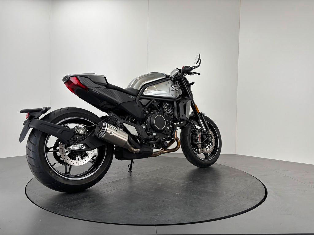 Fahrzeugabbildung CFMOTO CL-X Sport *NEUWERTIGER ZUSTAND