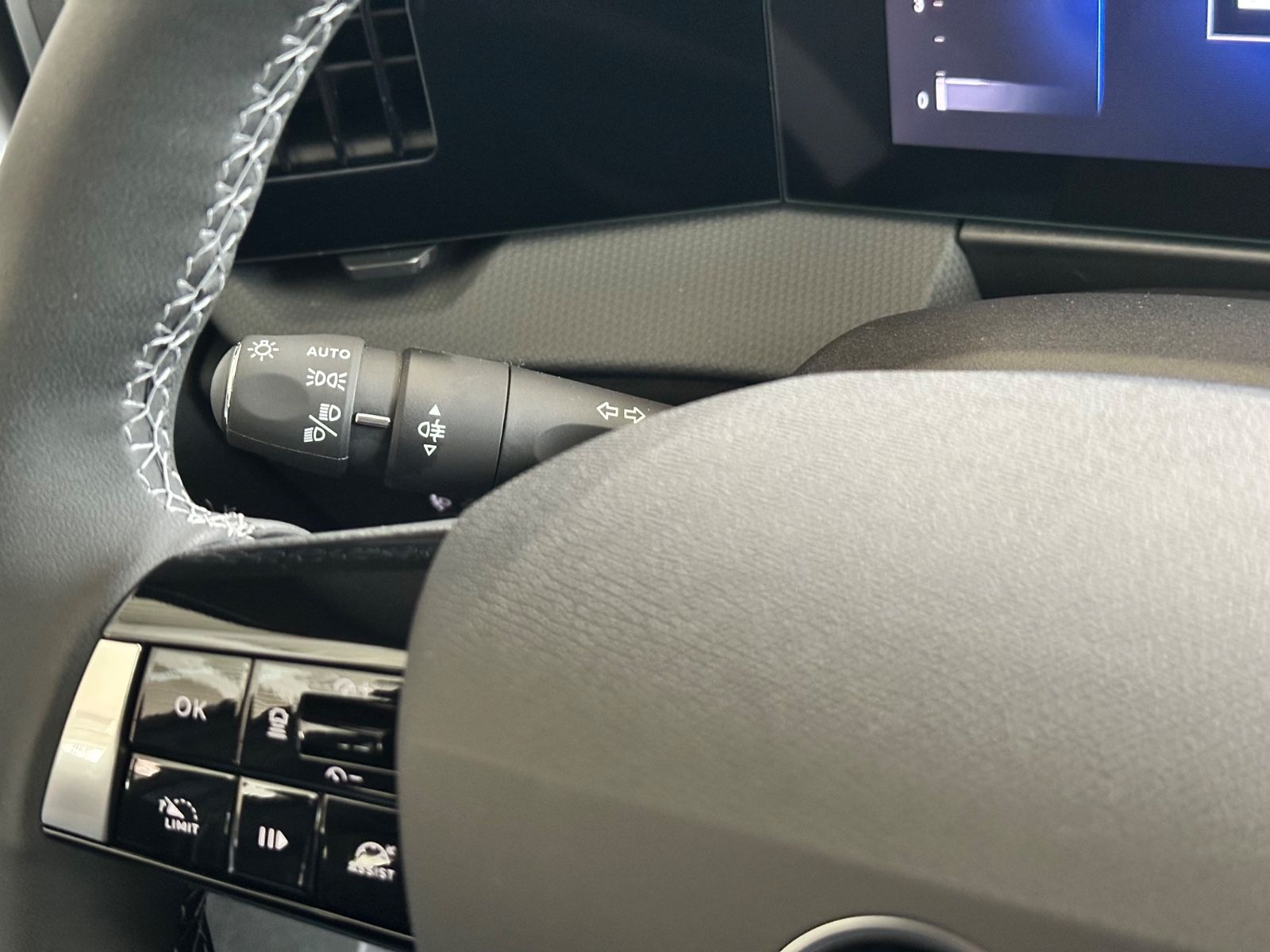 Fahrzeugabbildung Opel Astra L Lim*Edition*RFK*Klima*PDC*SHZ*LED