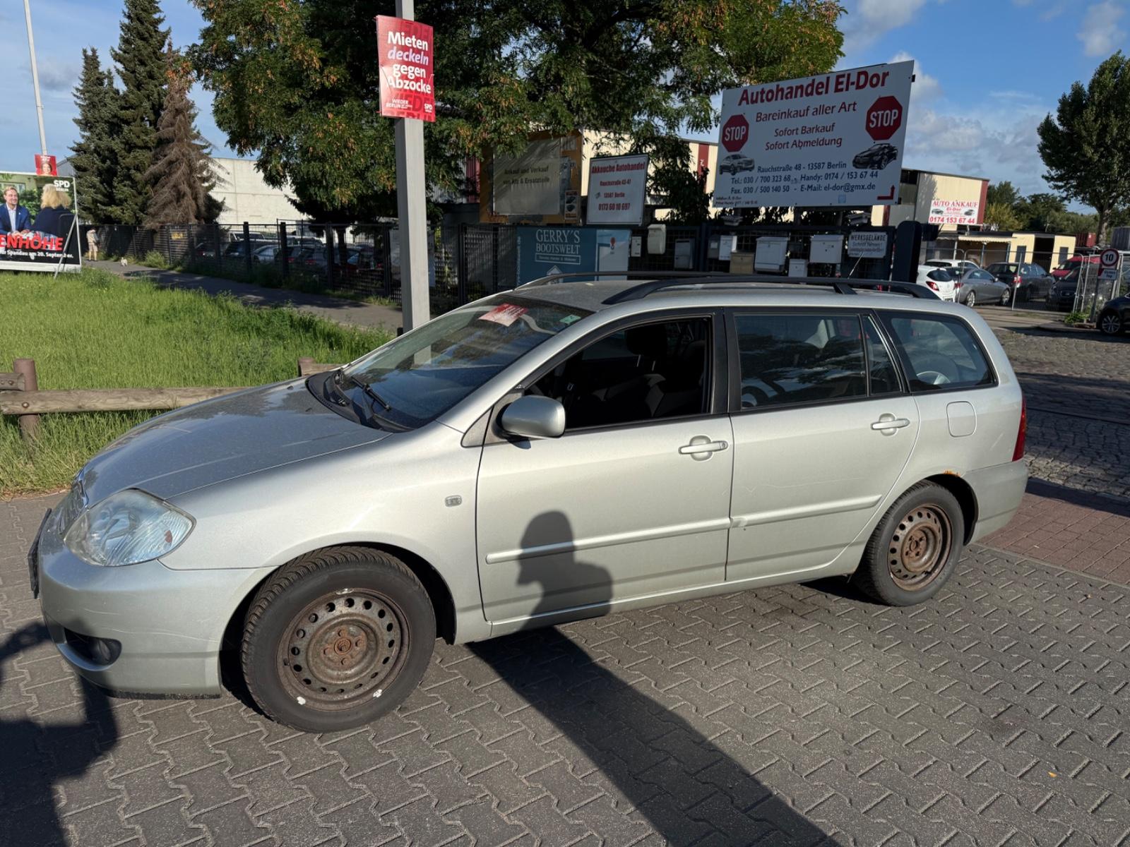 Toyota Corolla 2004 — photo 8