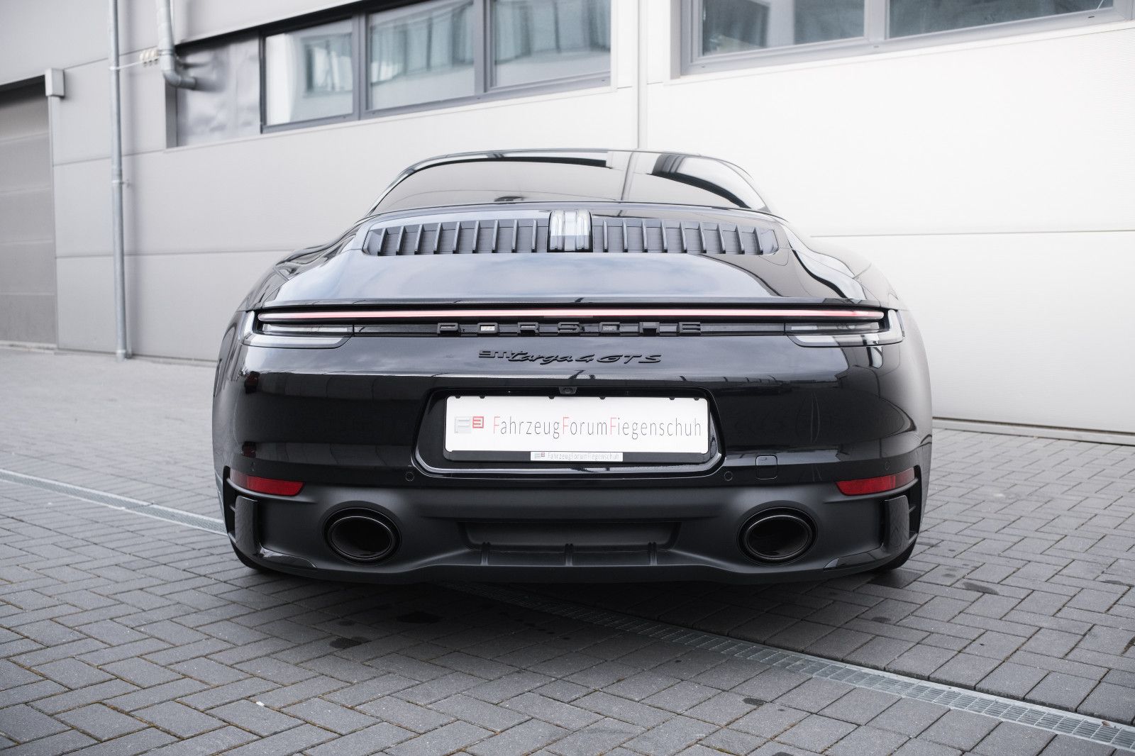 Fahrzeugabbildung Porsche 992/911 Targa 4 GTS-Lift-Inno-Burm.-Nachtsicht
