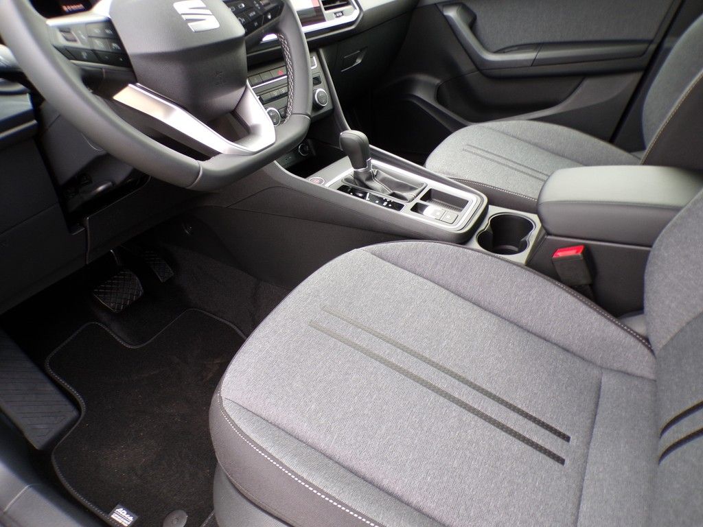 Fahrzeugabbildung SEAT Ateca 1.5 TSI DSG Road Edition