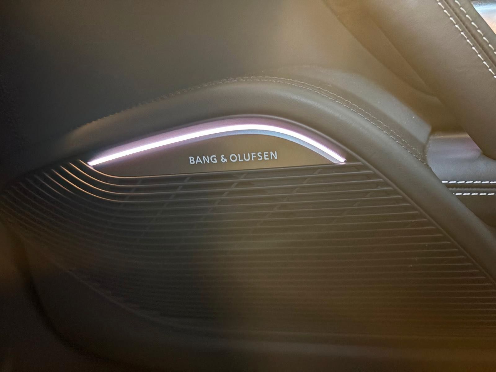 Fahrzeugabbildung Audi R8 Coupe 5.2 FSI quattro/erst 20717/RAUTE