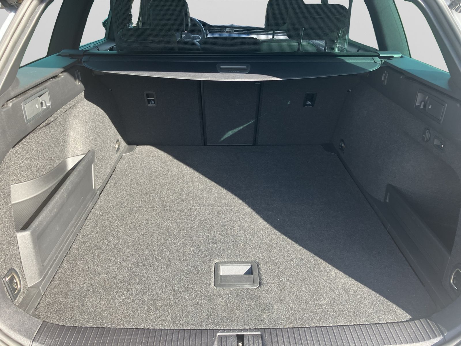 Volkswagen Passat Variant - Bild 17
