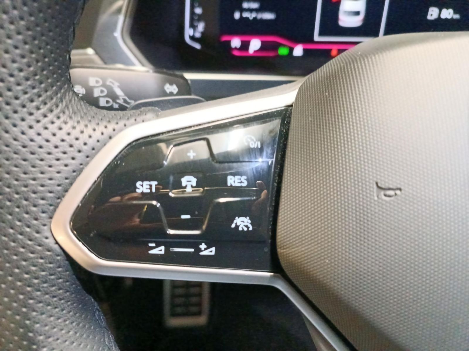 Volkswagen Tiguan - Bild 13