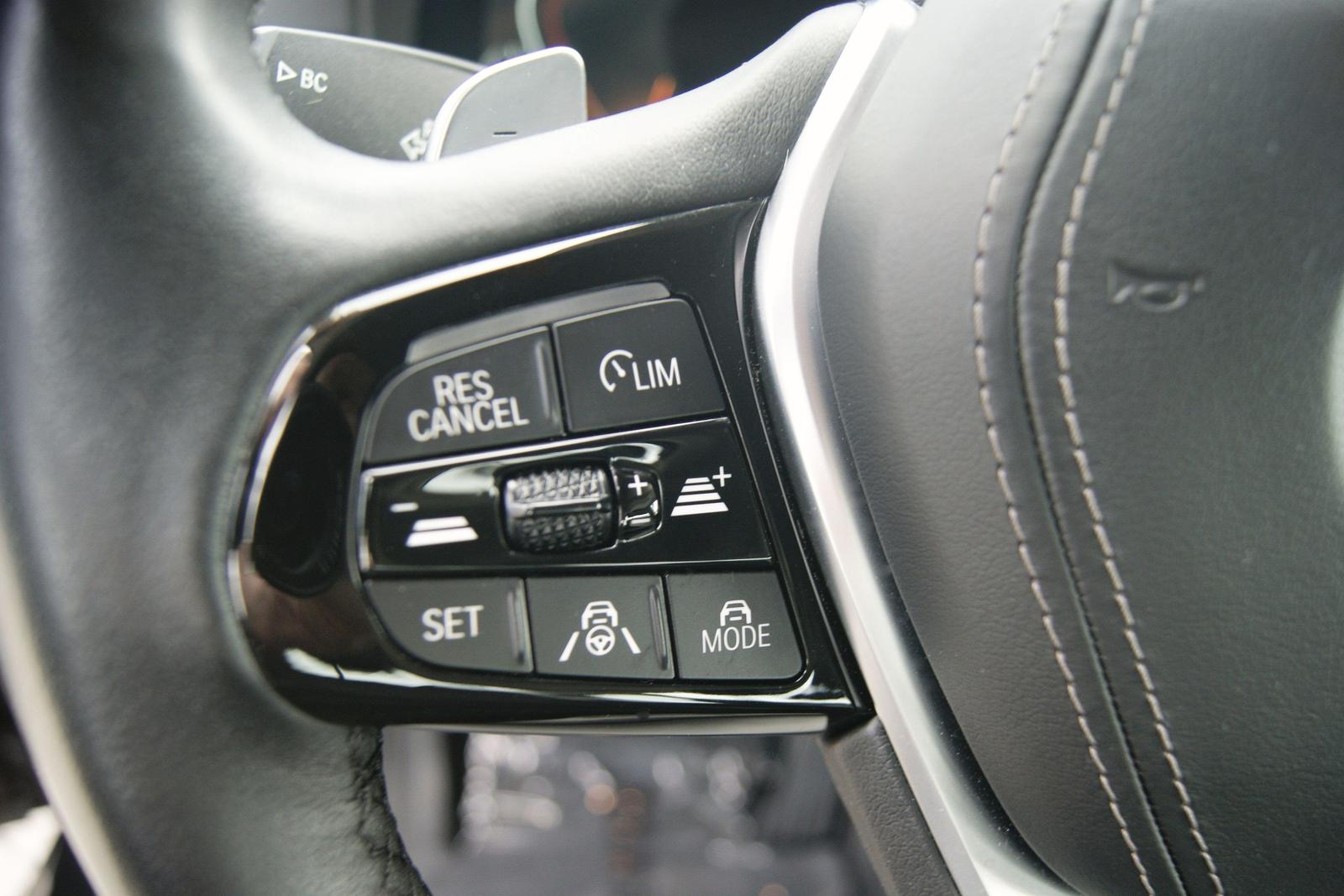 BMW 530d AUT*LUXURY-LINE*LASER*HUD*GSD*ACC*HIFI*