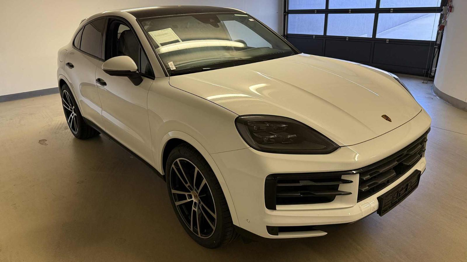 Porsche Cayenne Coupe w-sw/Mass/AHK/1BK/14/22