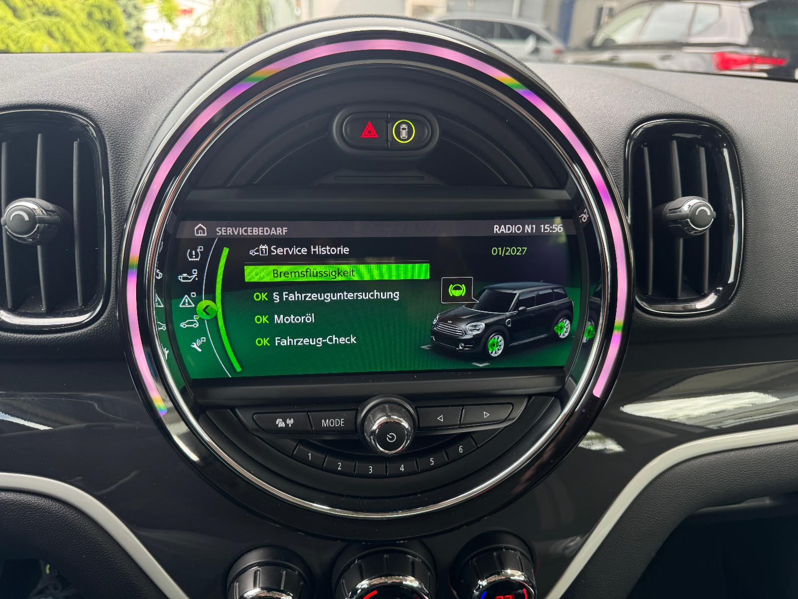 MINI Countryman S Autom.*NAVI*RüKAMERA*