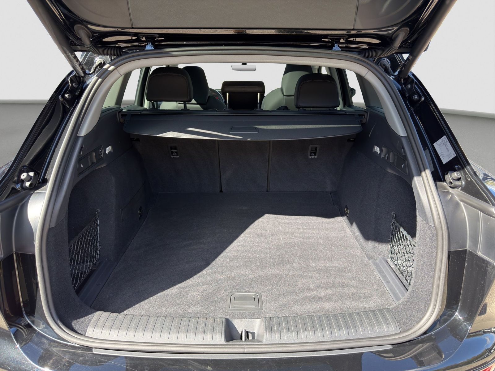 Audi Q6 e-tron - Bild 14