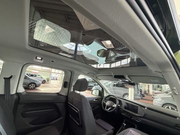 Volkswagen Caddy LIFE MOVE LED NAVI PANORAMADACH KAMERA AHK