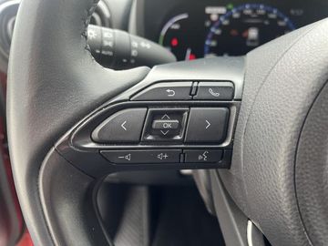 Bild 8 Toyota Yaris Cross 1.5 VVT-iE Hybrid Team D AWD - Navi