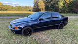 BMW E39 523i Automatik Limousine Blau - BMW 523 aus 1999: 523i