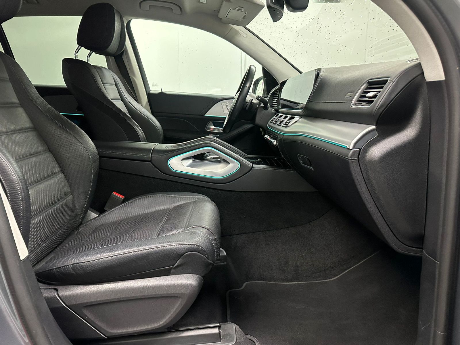 Fahrzeugabbildung Mercedes-Benz GLE 350e 4MATIC *LUXURY*AHK*KEYLESS*SITZKLIMA*