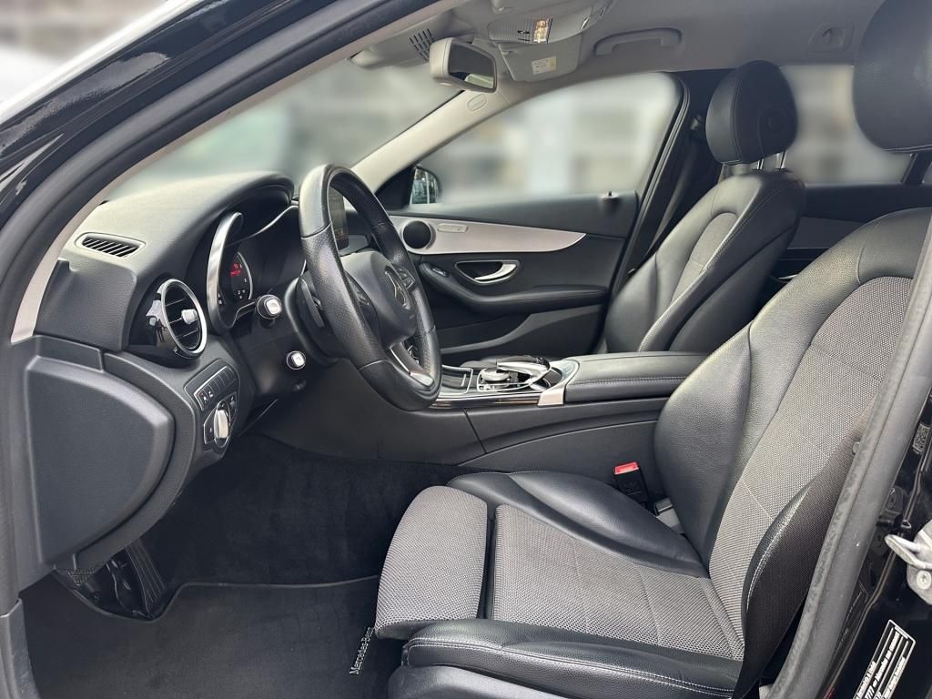 Fahrzeugabbildung Mercedes-Benz C 220 dT Avantg. Totwi. SDHZ LED SHZ KeyLess KAM