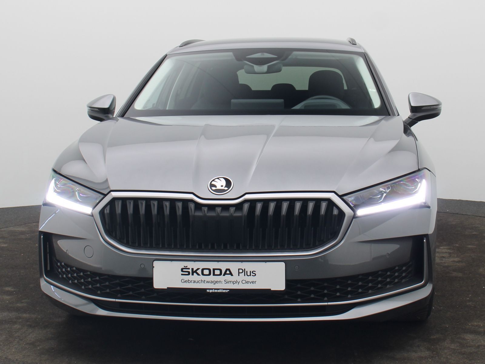 Skoda Superb - Bild 3
