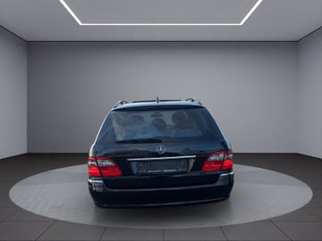 Mercedes E 220 - 7