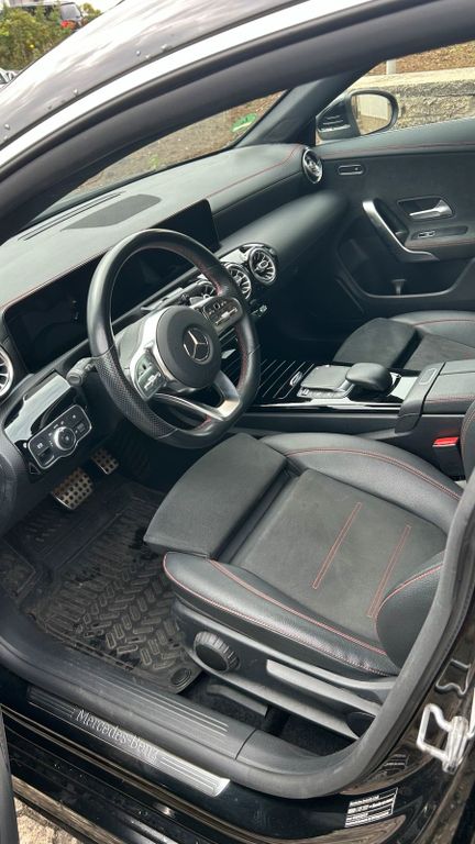 Image of Mercedes-Benz CLA 180