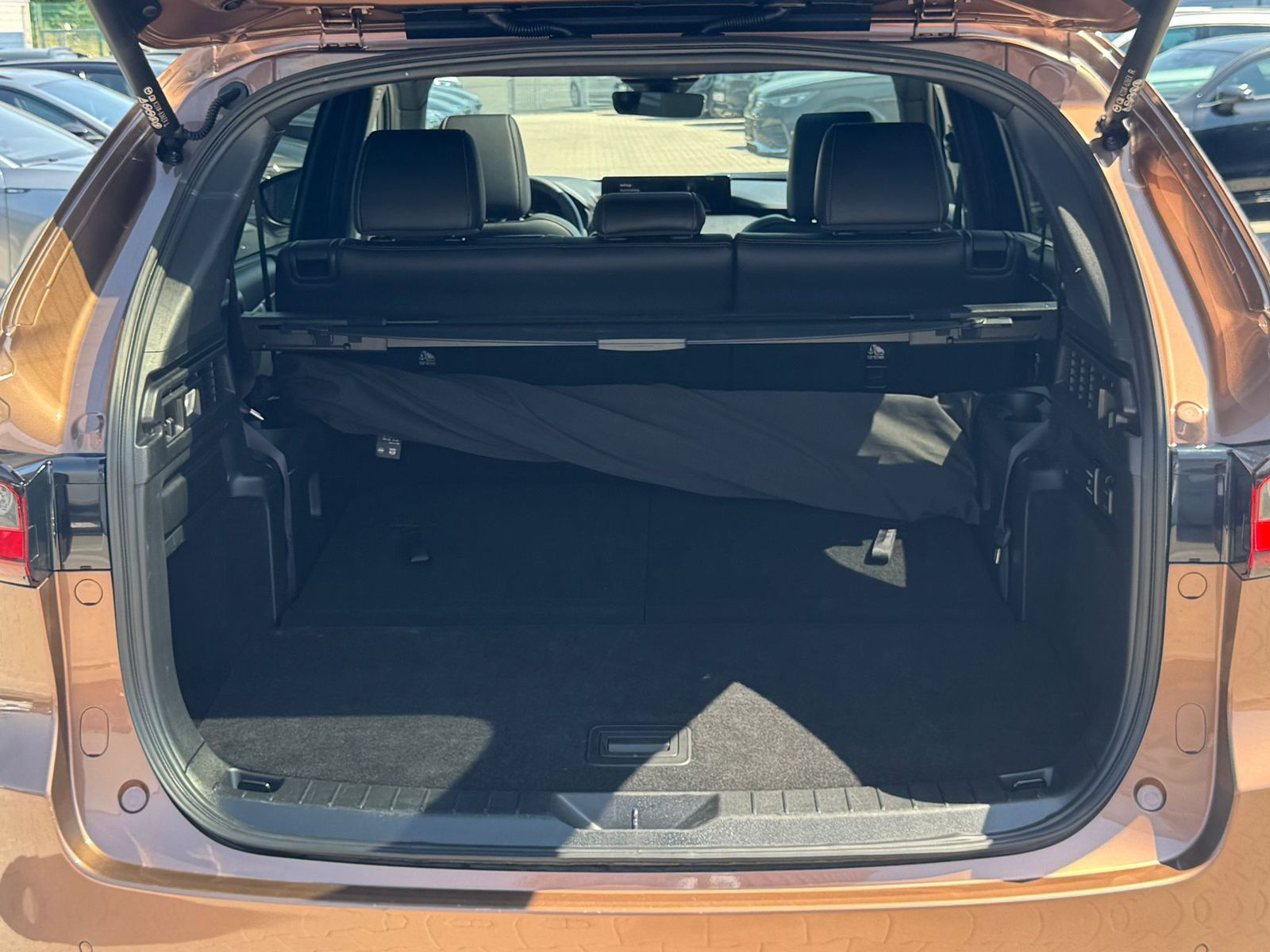 Fahrzeugabbildung Mazda CX-80 Homura+ AWD 7SIT*PANO*HUD*BOSE*NAPPA*360°