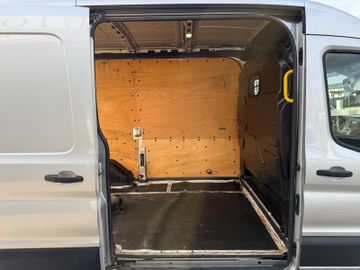 Ford Transit - 10