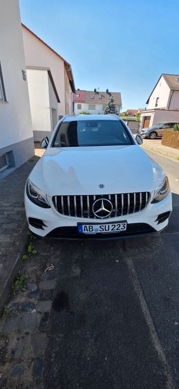 Image of Mercedes-Benz GLC 220