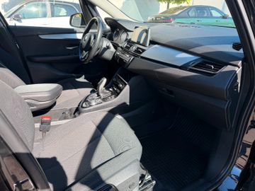 BMW 218 Active Tourer - 8
