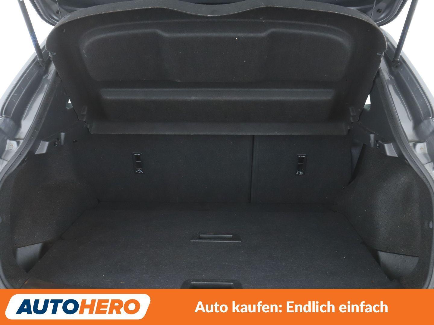 Nissan Qashqai 1.3 DIG-T Acenta*NAVI*TEMPO*CAM*PDC*SHZ*
