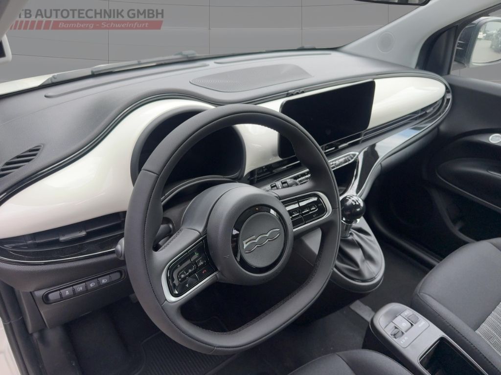 Fahrzeugabbildung Fiat 500 Hybrid Limousine ICON, K-Paket,Rückfahrkamer