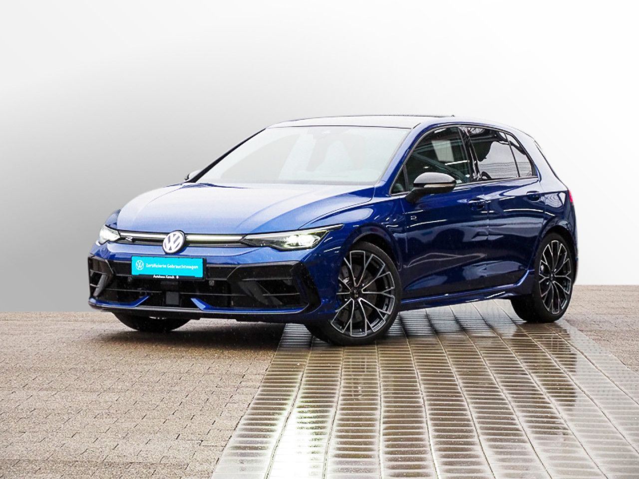 Volkswagen Golf VIII 2.0 TSI R 4Motion 245 kW R AHK BLACK foto 3