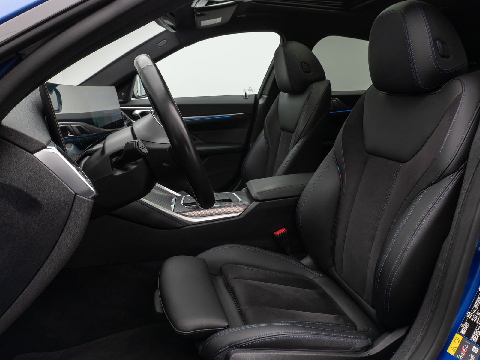 Fahrzeugabbildung BMW i4 M50 Gran Coupé Glasdach Laser 360°HUD DAB H/K