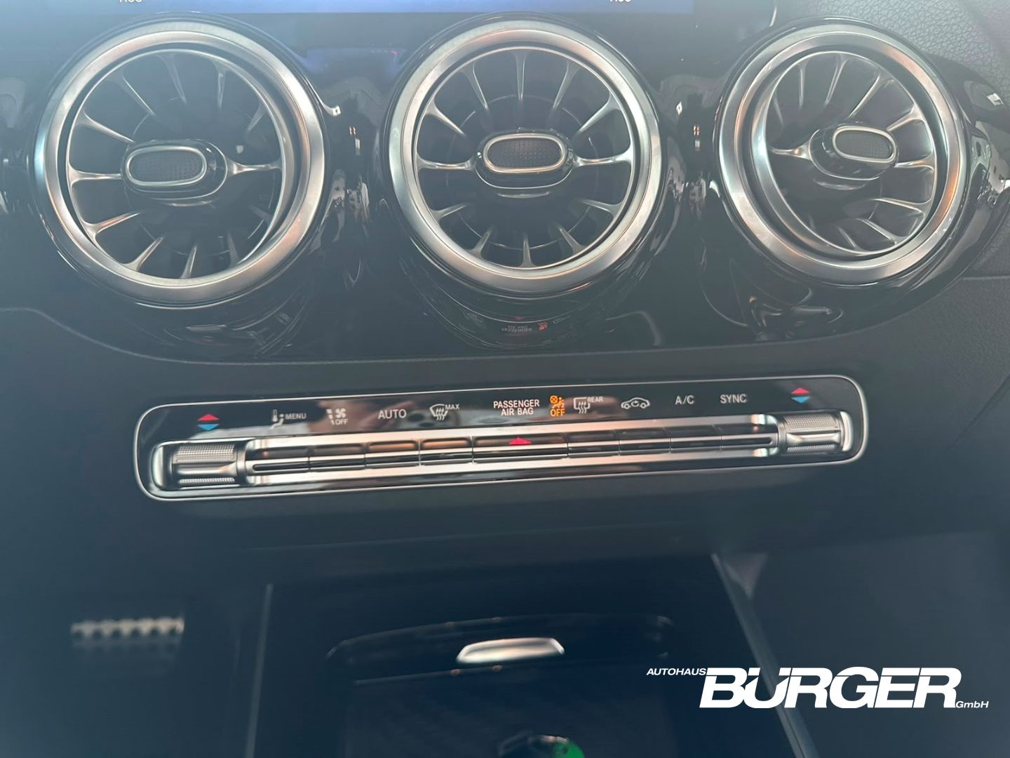 Mercedes-Benz GLA 220 4M AMG Navi Pano Multibeam AHK ACC 360°C foto 20