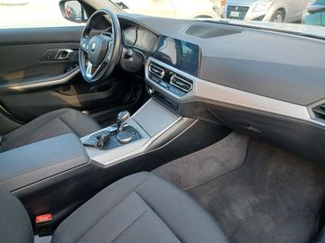 BMW 318 - 12