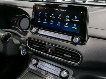 Hyundai Kona Advantage Elektro 2WD Navi Kamera KRELL