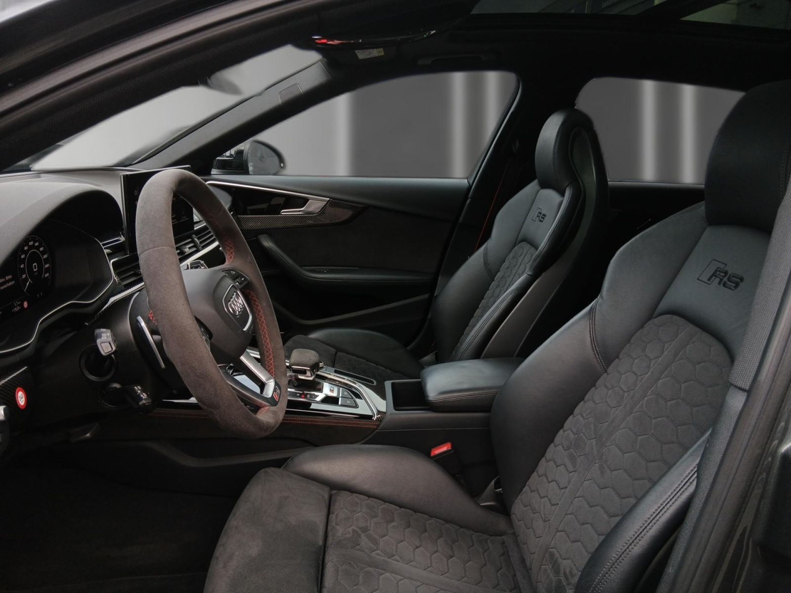 Audi RS4 - Bild 20