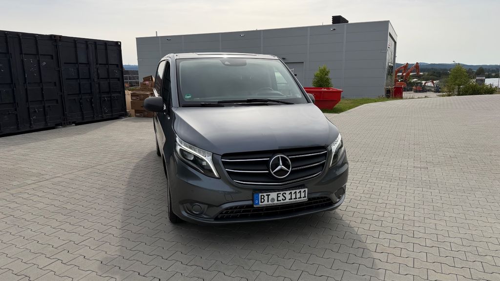 Image of Mercedes-Benz Vito