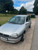 Opel Corsa 1.4 16V Edition 2000 Edition 2000 - Opel Corsa aus 2000: Edition