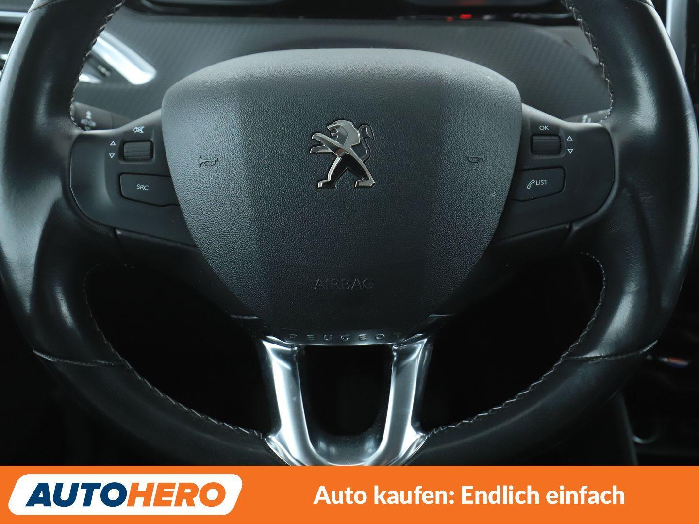 Peugeot 2008 1.2 PureTech Allure*NAVI*TEMPO*CAM*PDC*SHZ*