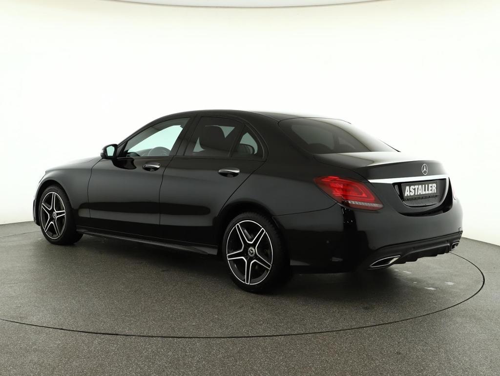 Mercedes-Benz C 300 d 4M AMG Line 2x Night+Comand+18+Multibea