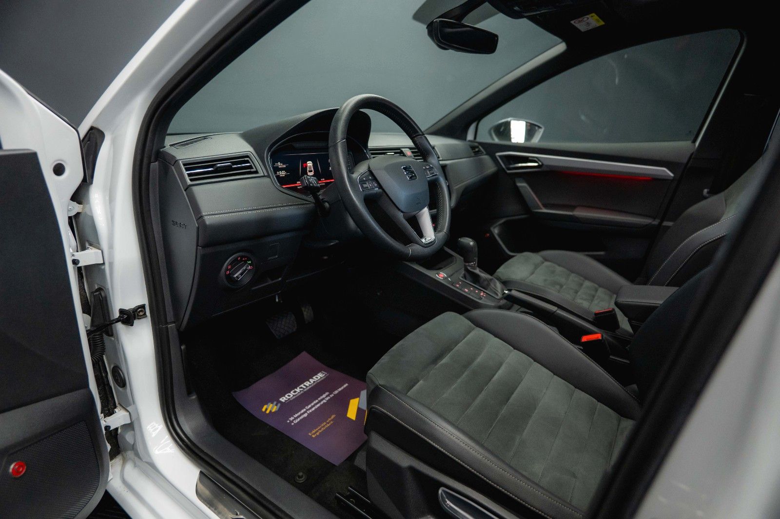 Fahrzeugabbildung SEAT Ibiza Xcellence Sport DSG *LED*Panorama*Kamera*