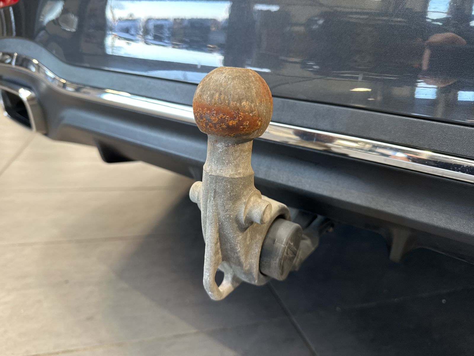 Fahrzeugabbildung Mercedes-Benz C 300d T AMG-Line NAV+LED+DISTRONIC+AHK+19ZO+1HD