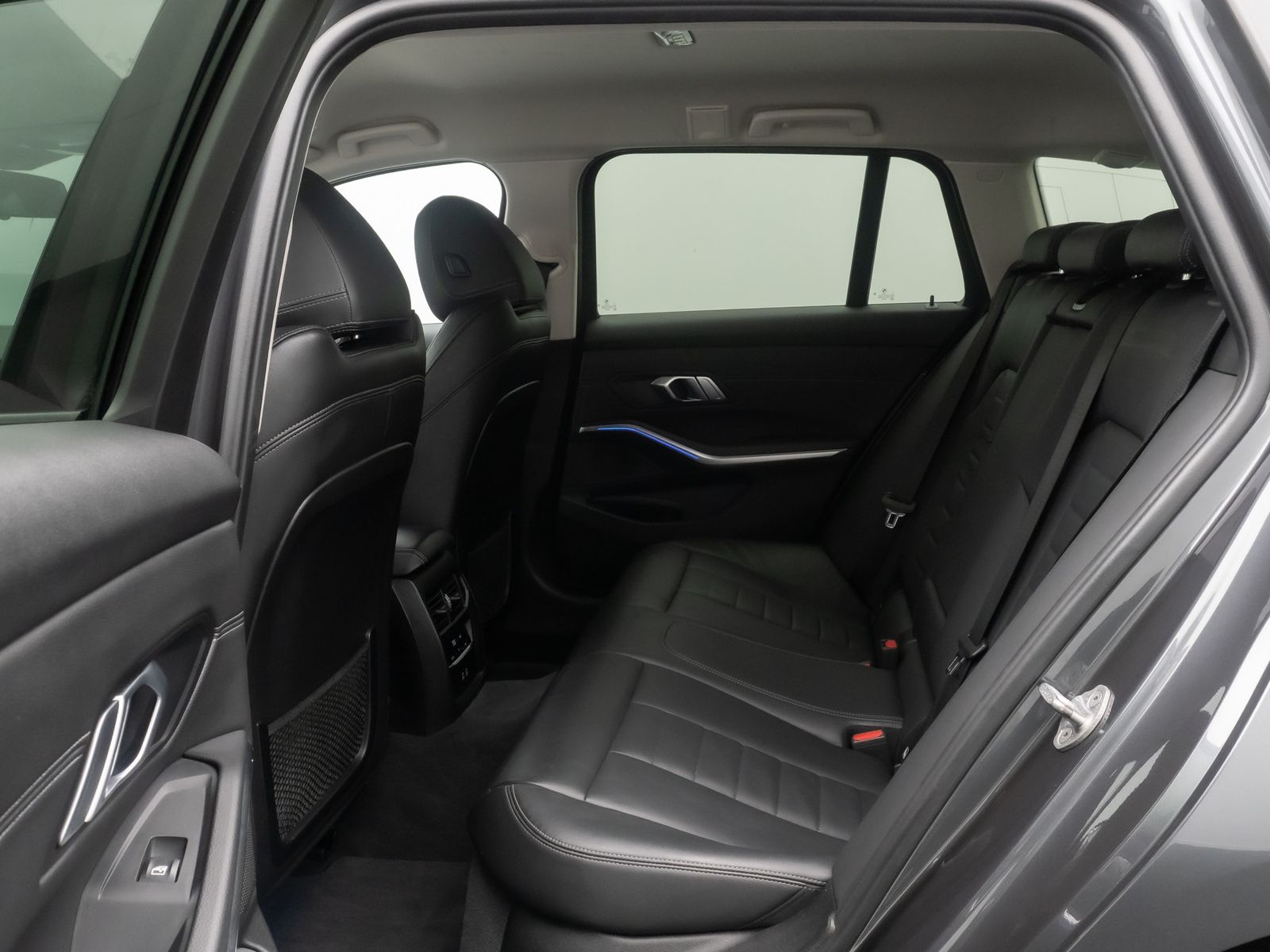 Fahrzeugabbildung BMW 320d xD Sport Line ACC Laser HUD DAB Alarm Leder