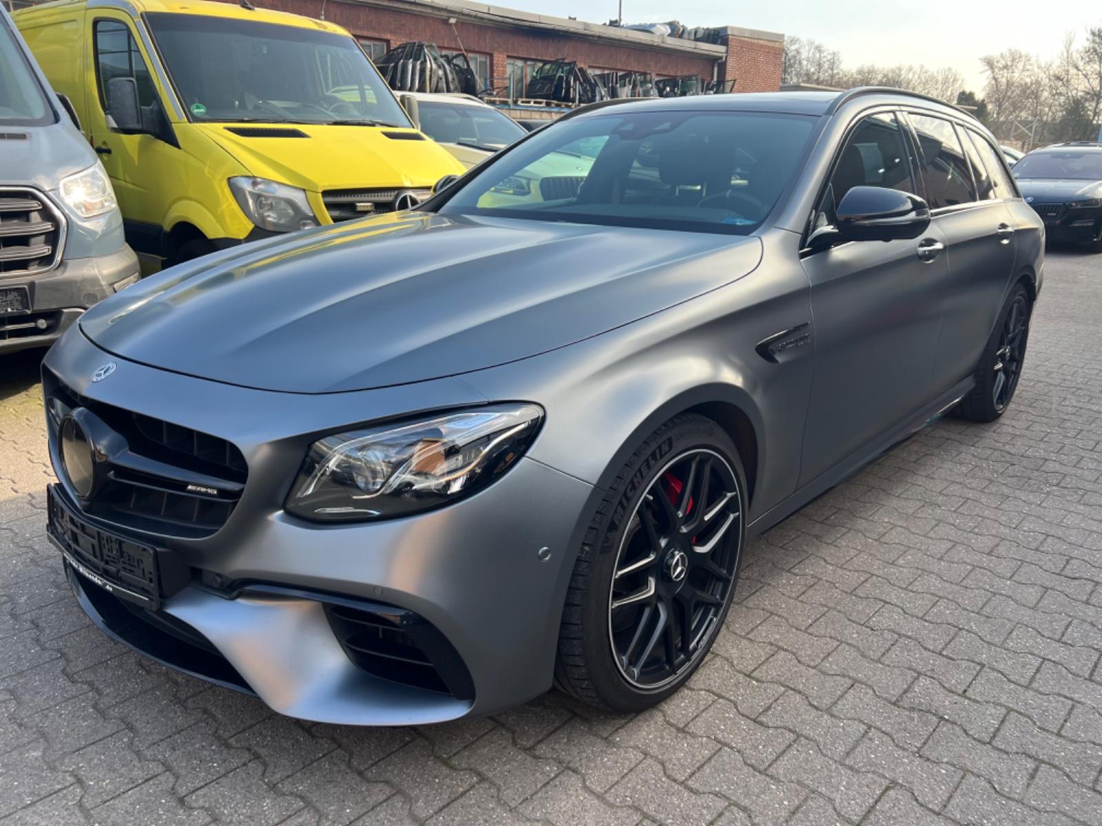 Mercedes-Benz E 63s AMG T-Modell 4Matic Grau Matt