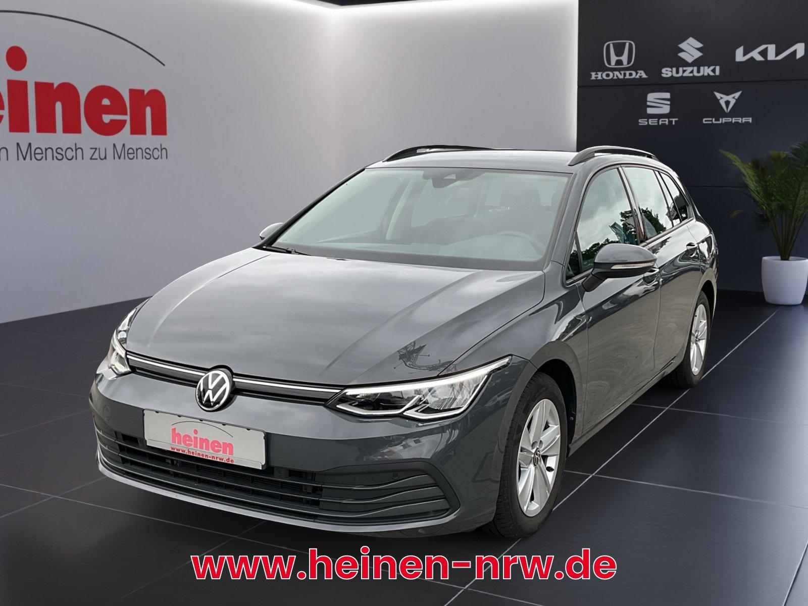 Volkswagen Golf VIII Variant 2.0 TDI DSG Life NAVI LED AHK