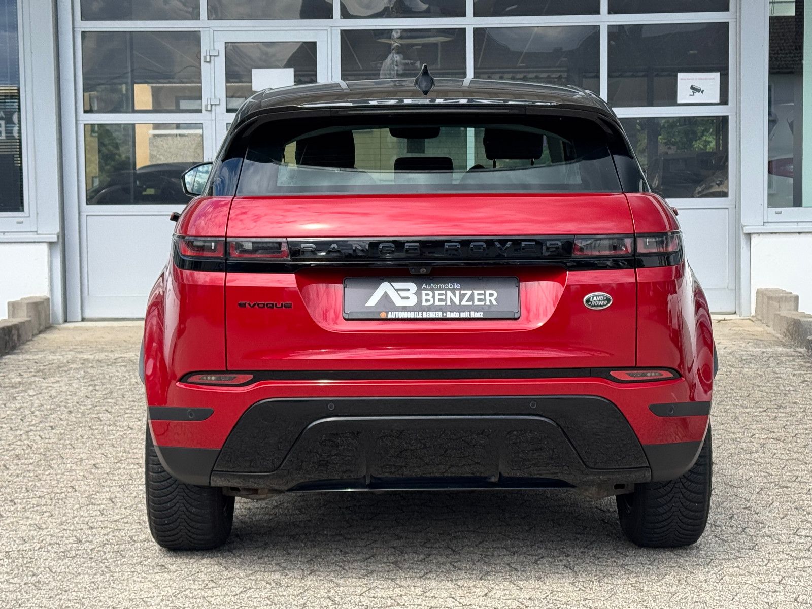 Fahrzeugabbildung Land Rover Range Rover Evoque S /KAMERA/CAR-PLAY/L-HEIZUNG