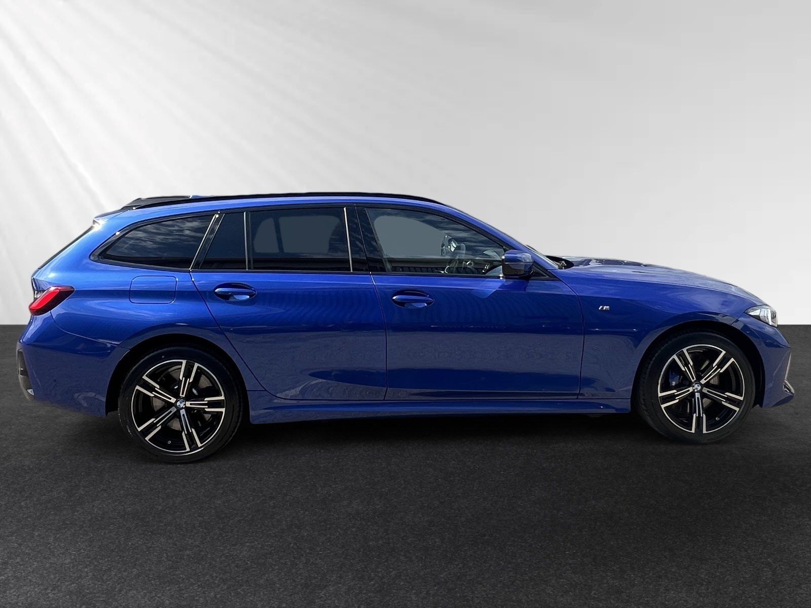 BMW 330e xDrive Touring M Sport AHK Pano DA-Prof foto 2