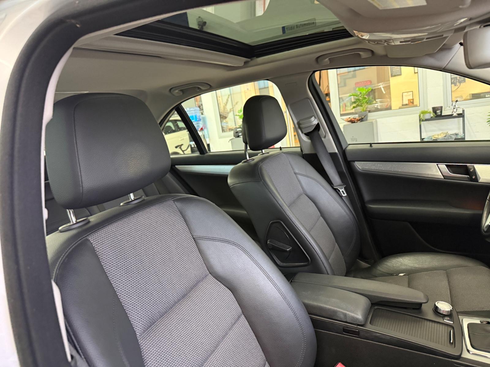 Mercedes-Benz C 180 CGI*LM*AUT*AVNTG*BI-XN*TMP*NAV*PTS*AHK*SHZ