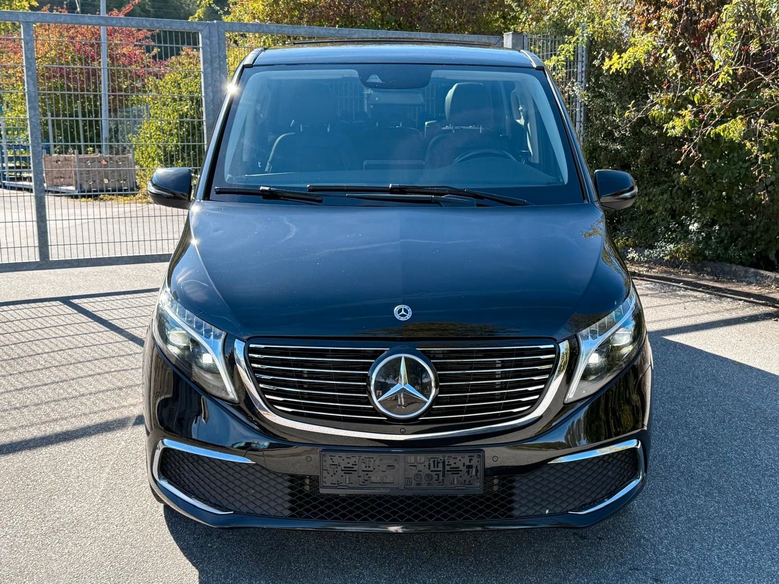 Mercedes-Benz EQV 300 L AMG AVANTG EL.TÜRE BURMESTER ACC 8Sitz imagem 3