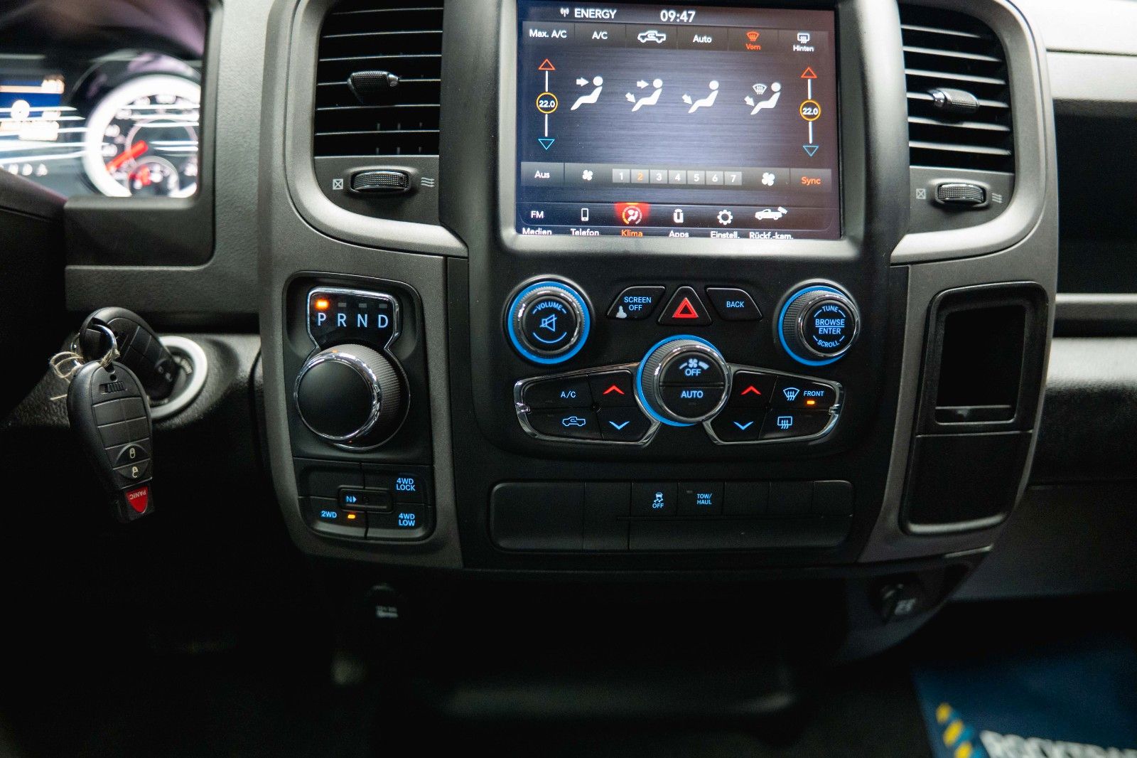 Fahrzeugabbildung Dodge RAM 5.7 V8 HEMI 4x4 OFFROAD Night-Paket *LED*AHK