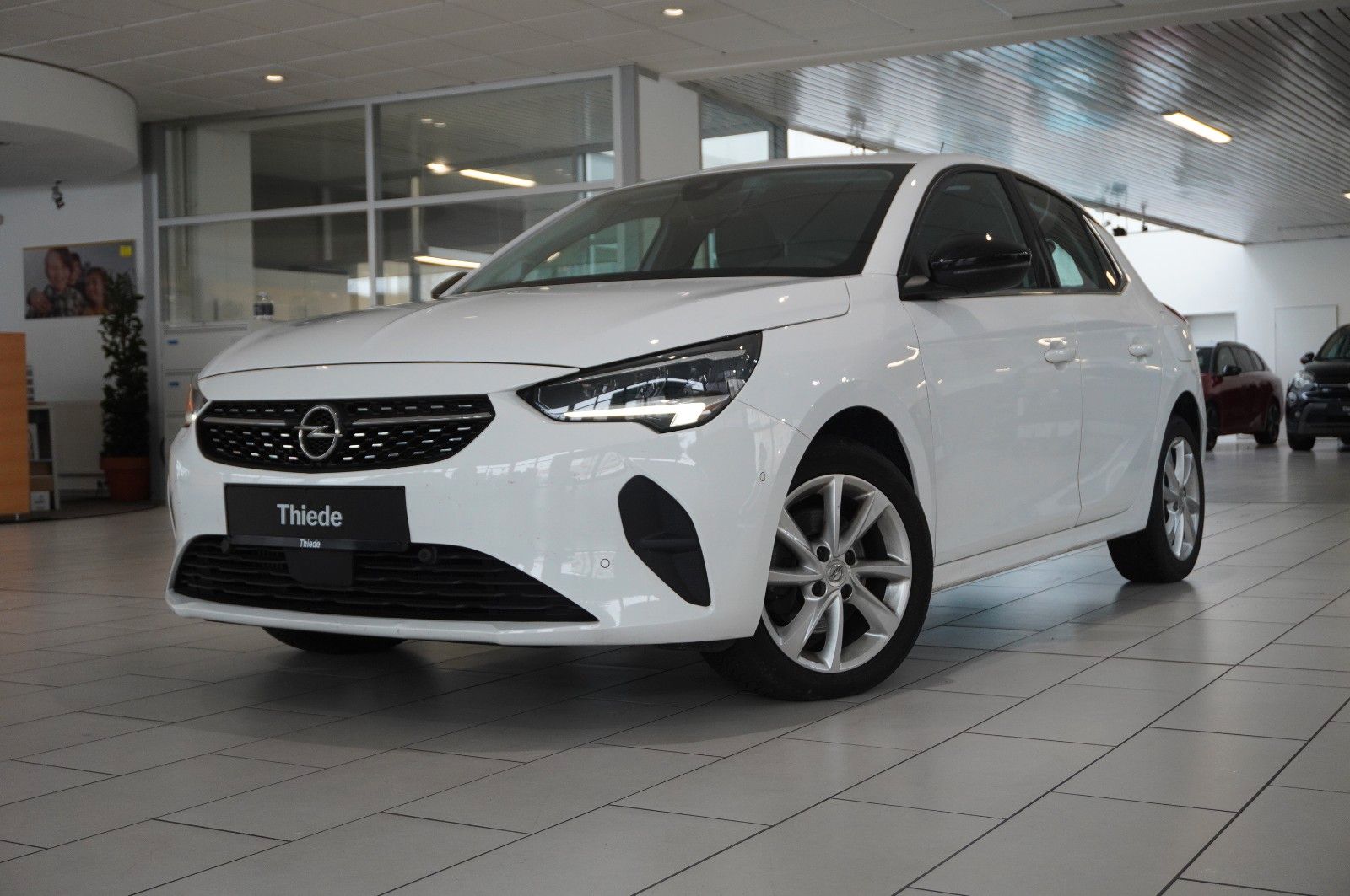 Fahrzeugabbildung Opel Corsa F 1.2T ELEGANCE NAVI/LED/VIRT/KAMERA/DAB+