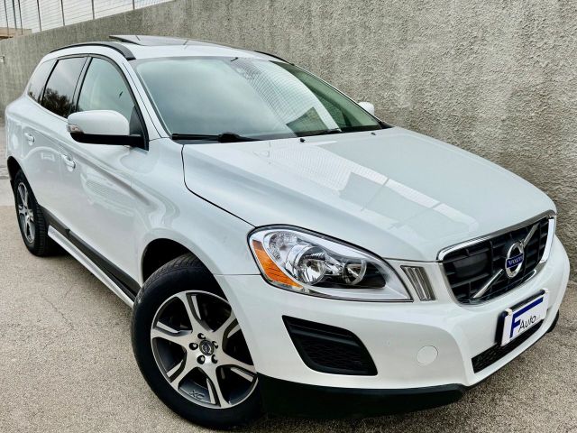 Volvo XC60 D5 AWD Geartronic Summum,TETTO PANORA